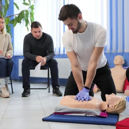 what will i learn from a cpr and first aid class