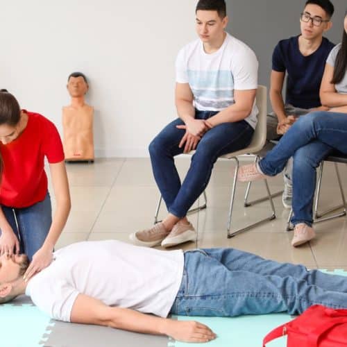 is first aid training mandatory