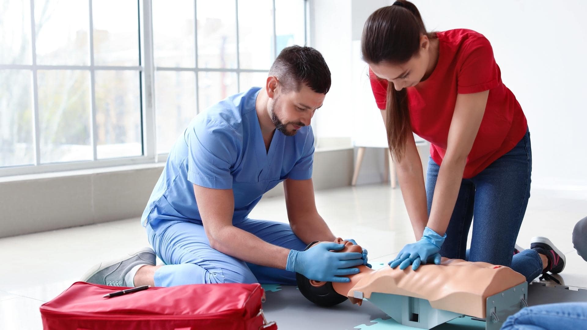 how can i become a first aid instructor