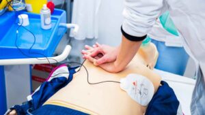 Can You Do CPR on Someone Having a Heart Attack