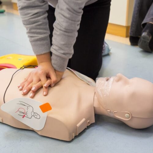 emergency first aid training alberta