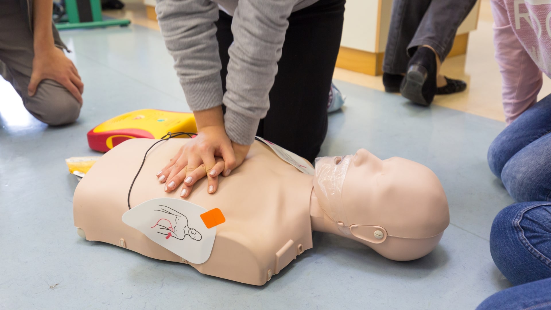 emergency first aid training alberta