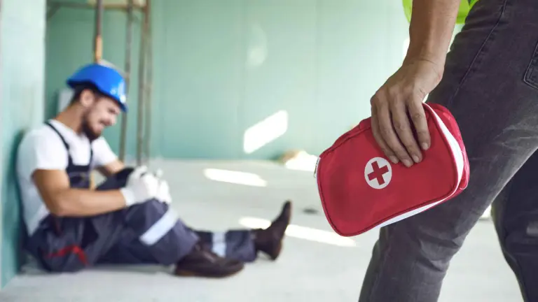 First Aid training for North York construction workers and site supervisors