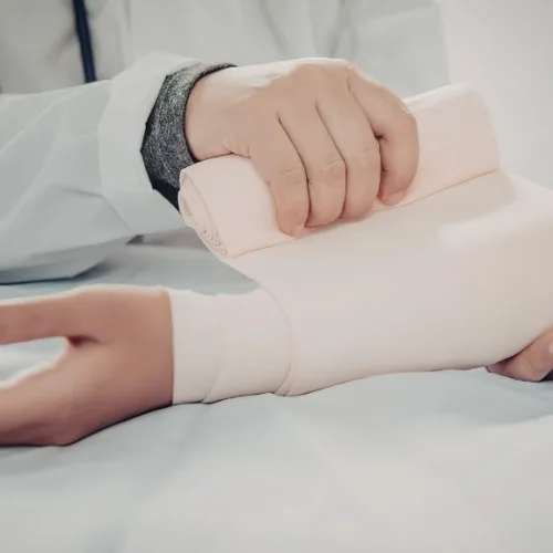 Wrapping a fractured arm